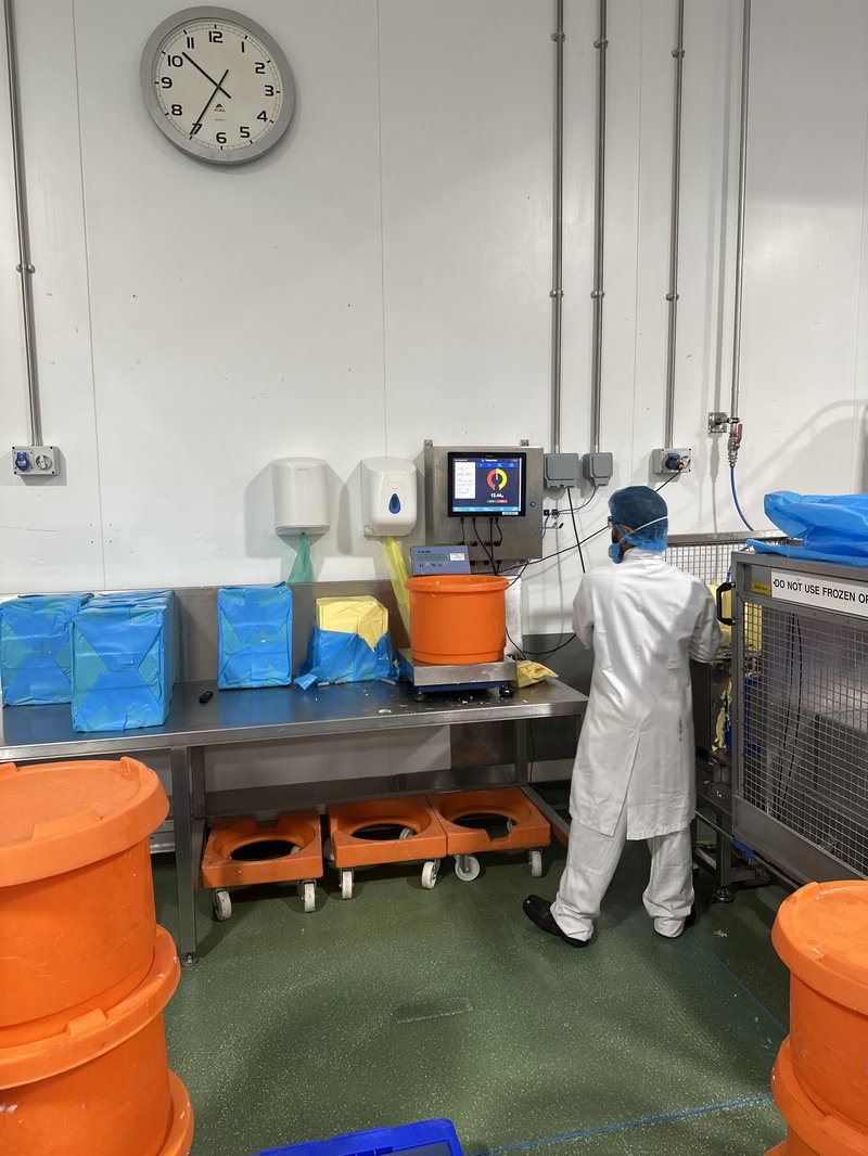 Operator Weighing Out